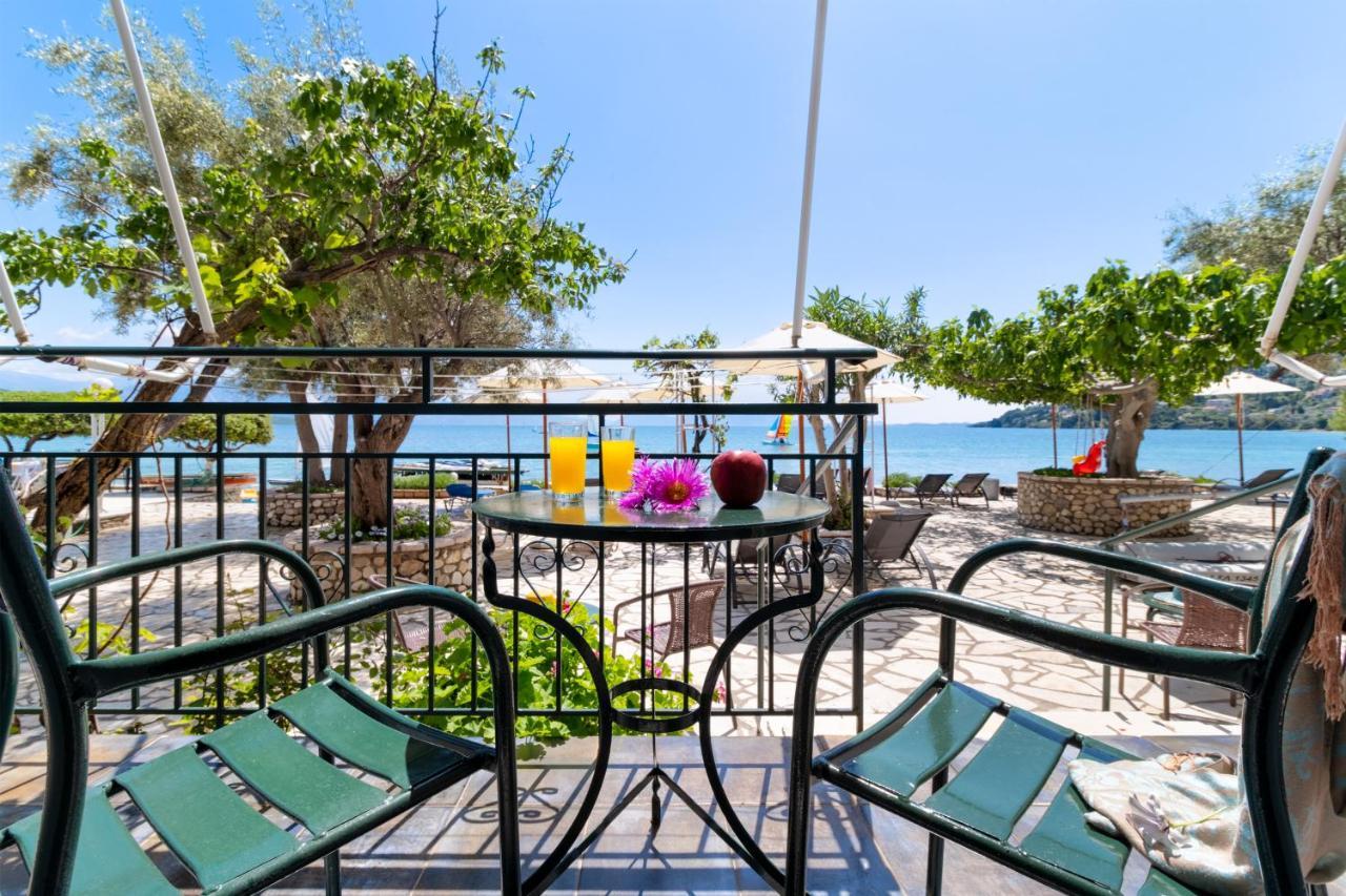 Club - 4 * Νικιάνα
